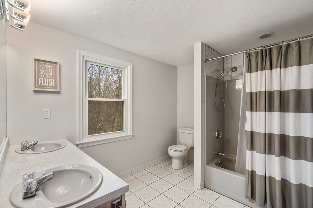 425 Central Avenue Needham, MA 02494 - Photo 19 of 23