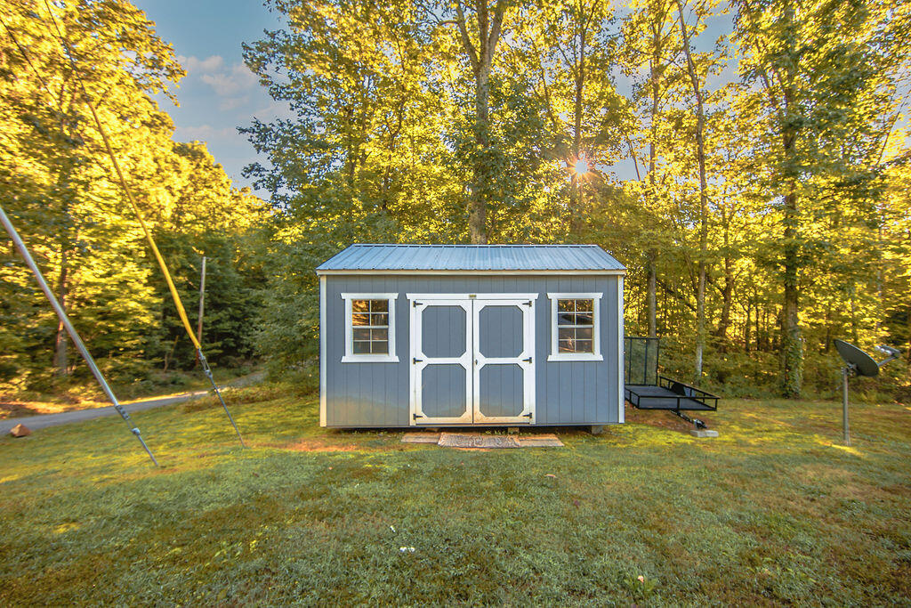277 Grouse Ridge Road Harriman, TN 37748 - Photo 34 of 38 2301D938-E6C4-44EA-8F1B-0712433220CE