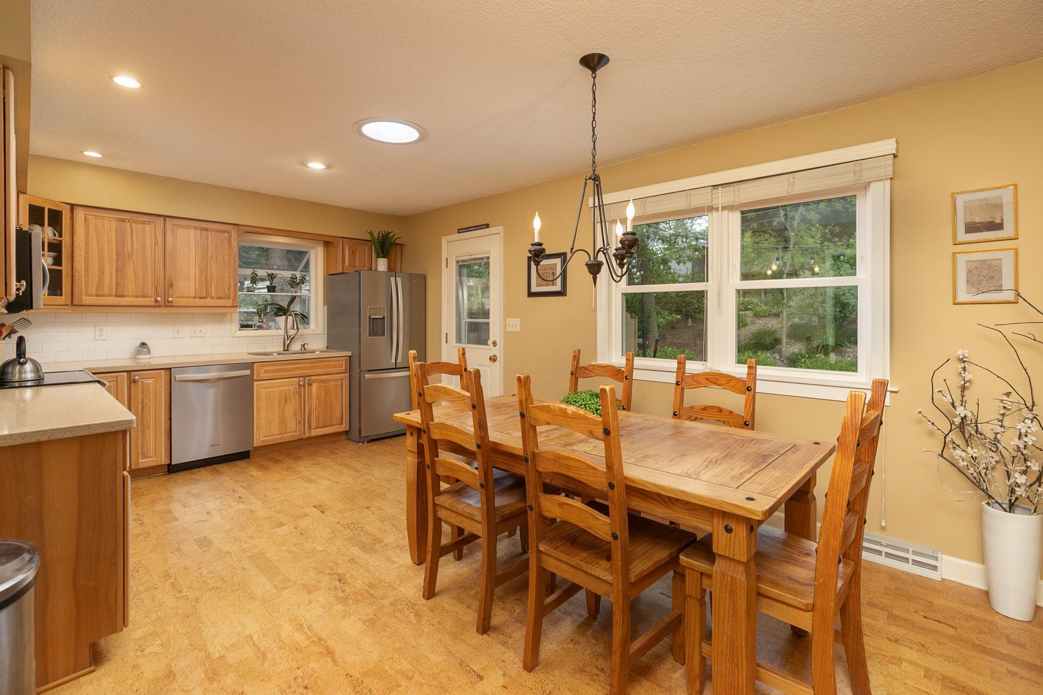 3203 Knoll Lane Northwest Rochester, MN 55901 - Photo 11 of 35 Gallery Image 11