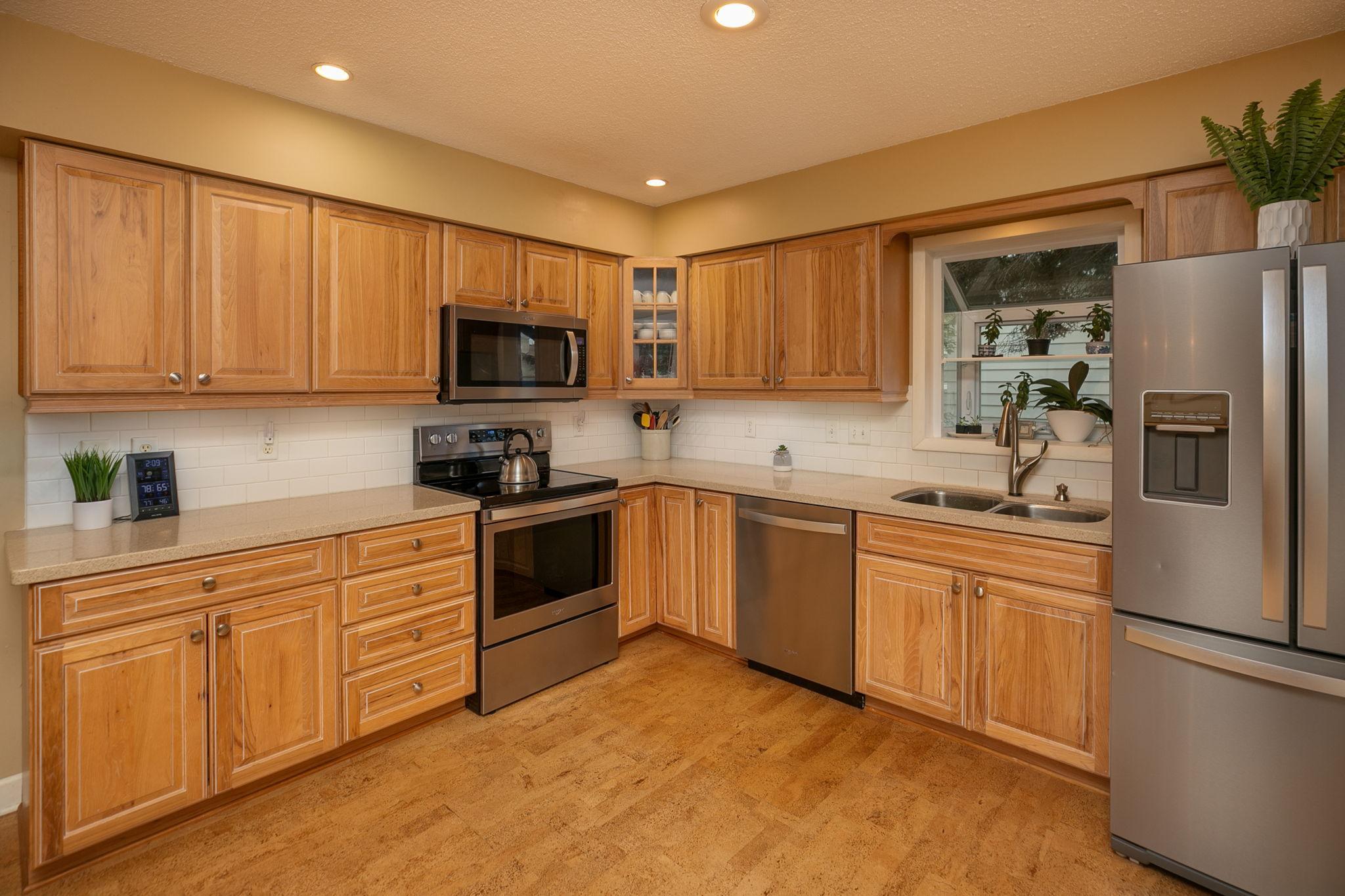 3203 Knoll Lane Northwest Rochester, MN 55901 - Photo 7 of 35 Gallery Image 7