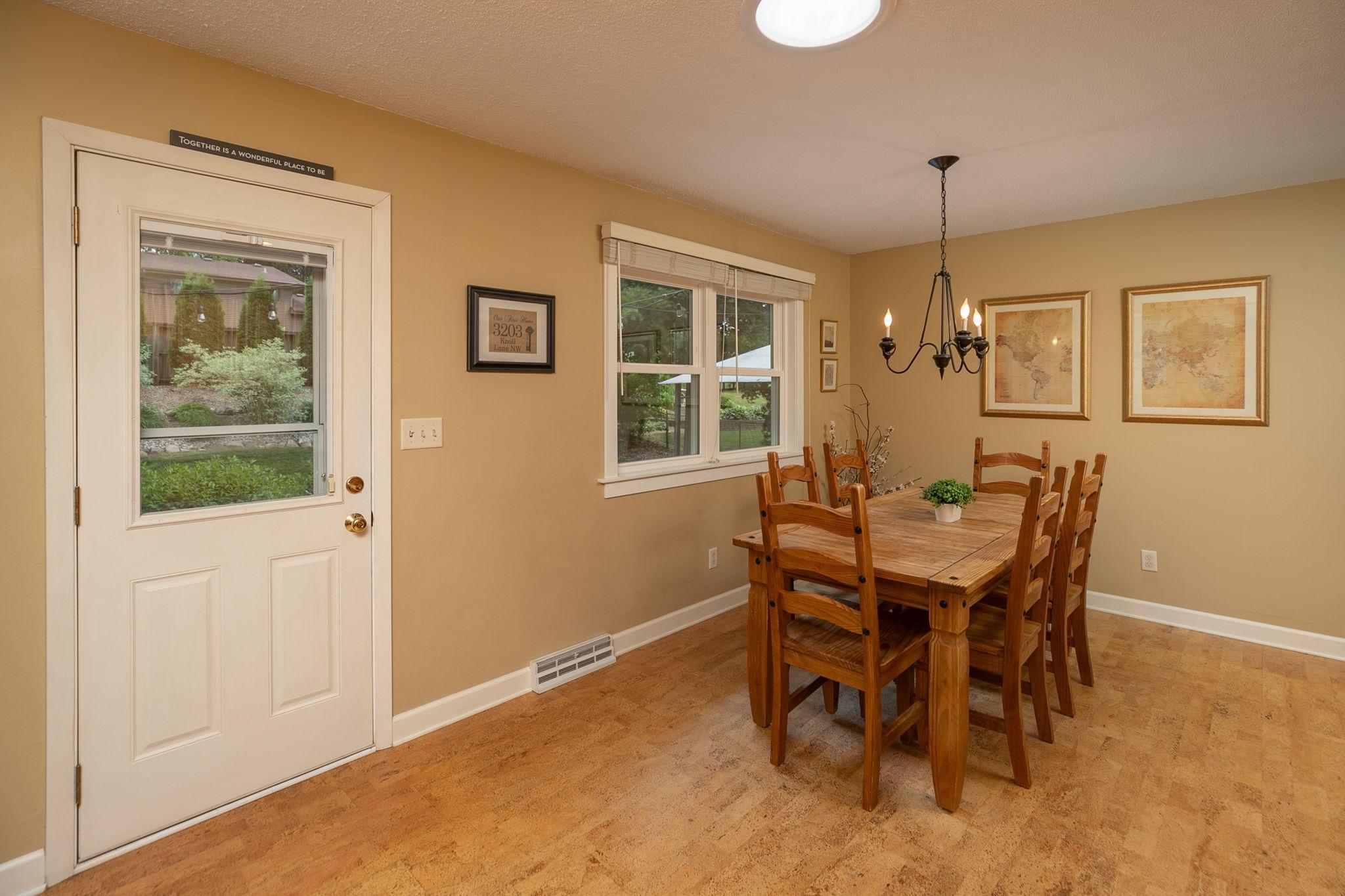 3203 Knoll Lane Northwest Rochester, MN 55901 - Photo 8 of 35 Gallery Image 8
