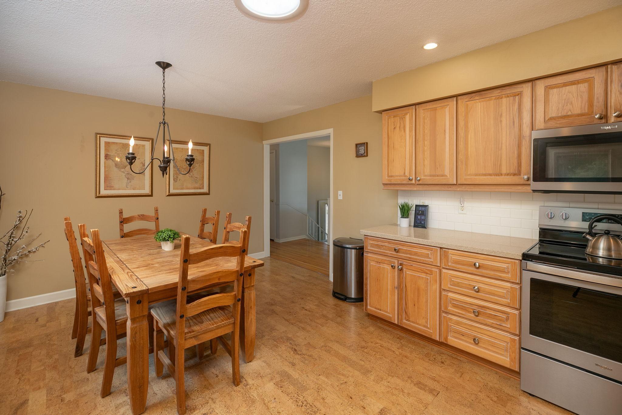 3203 Knoll Lane Northwest Rochester, MN 55901 - Photo 9 of 35 Gallery Image 9