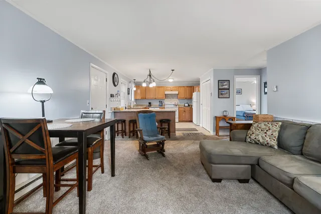 $225,000 | 42 Wylie Court, Unit 1, Conway, NH 03860