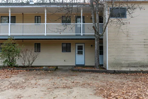 $216,000 | 42 Wylie Court, Unit 1, Conway, NH 03860