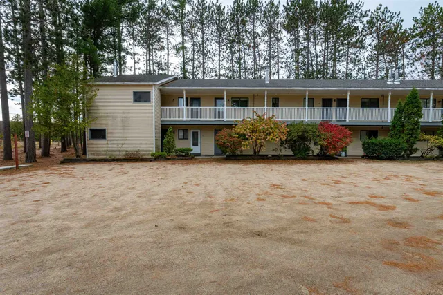 $225,000 | 42 Wylie Court, Unit 1, Conway, NH 03860