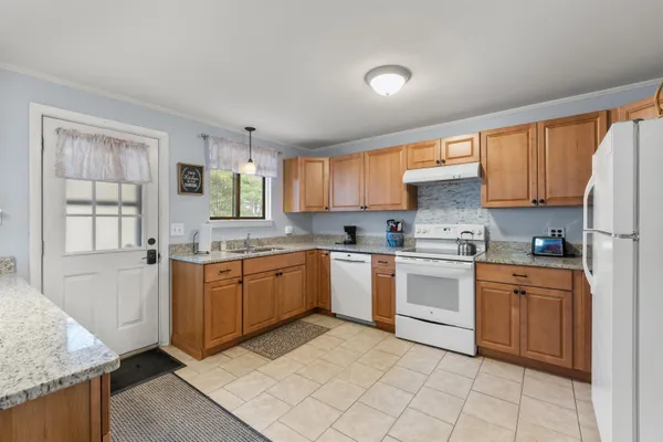 $216,000 | 42 Wylie Court, Unit 1, Conway, NH 03860