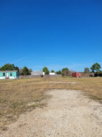 $650 | 187 County Road 5210, Cleveland, TX 77327