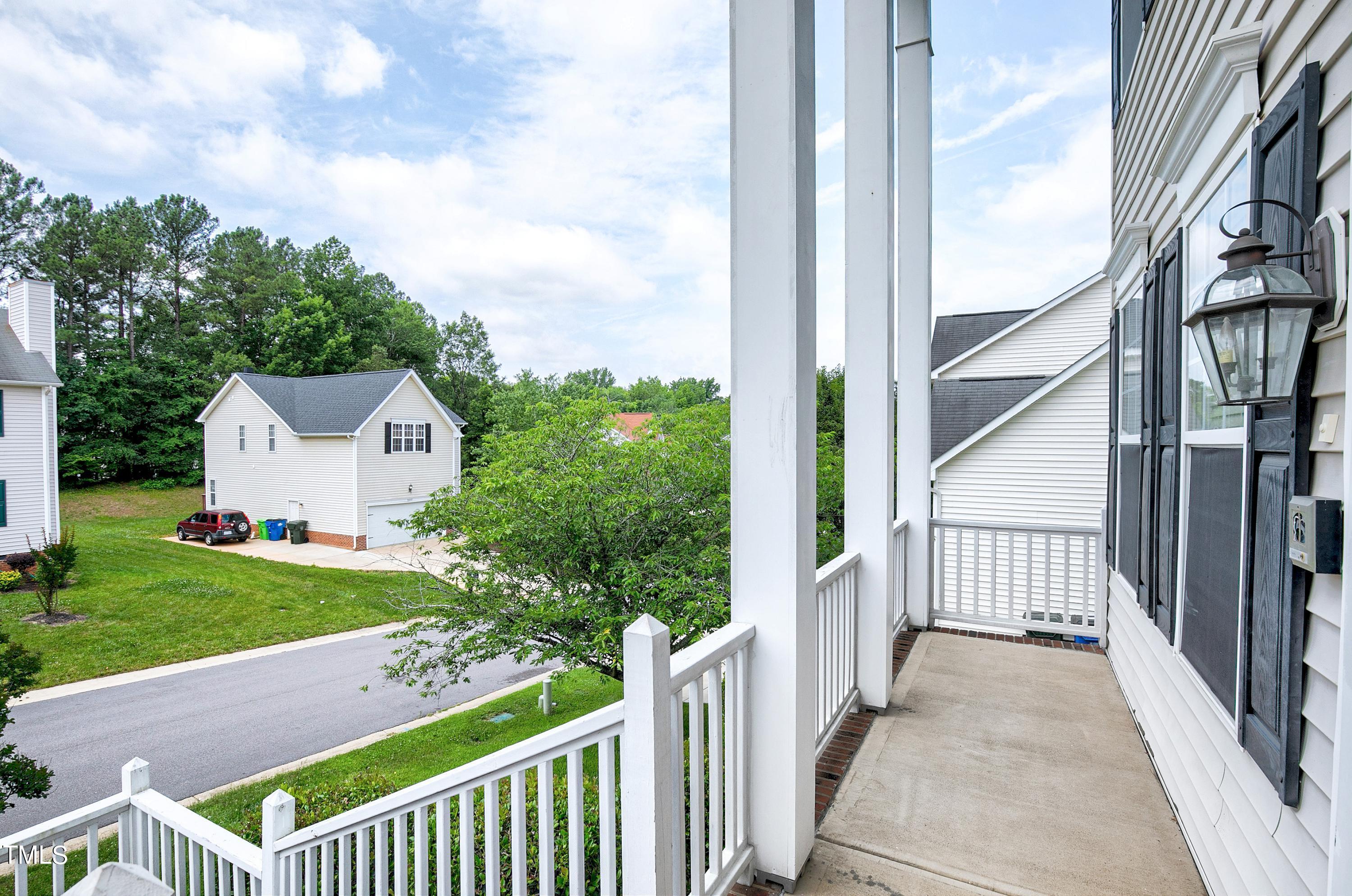3232 Forest Mill Circle Raleigh, NC 27616 - Photo 4 of 46 4-Scene-4