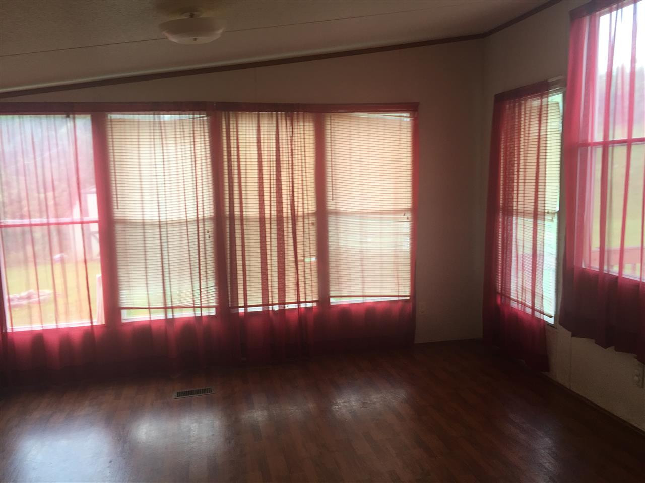 12187 Wesley Chapel Road California, KY 41007 - Photo 5 of 25
