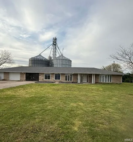 $359,900 | 986 Highway 168, Fort Branch, IN 47648