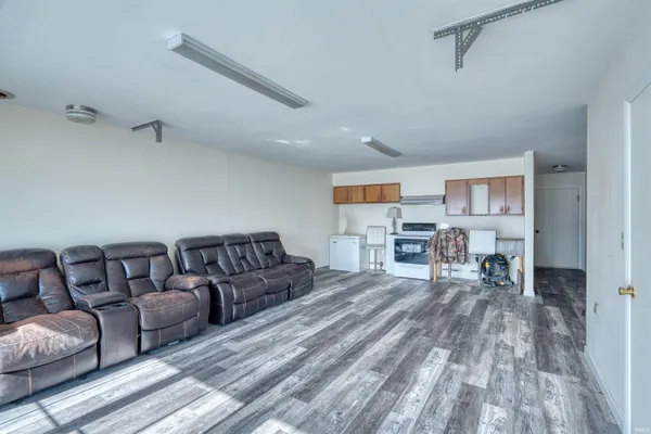 $329,900 | 986 Highway 168, Fort Branch, IN 47648
