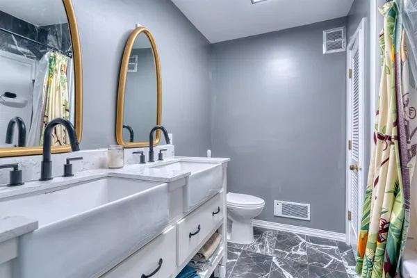 $329,900 | 986 Highway 168, Fort Branch, IN 47648