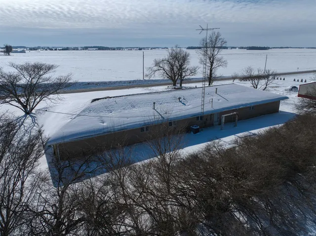 $359,900 | 986 Highway 168, Fort Branch, IN 47648