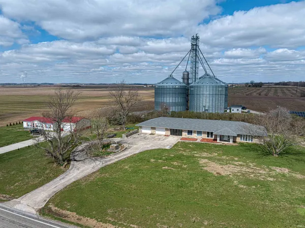 $329,900 | 986 Highway 168, Fort Branch, IN 47648
