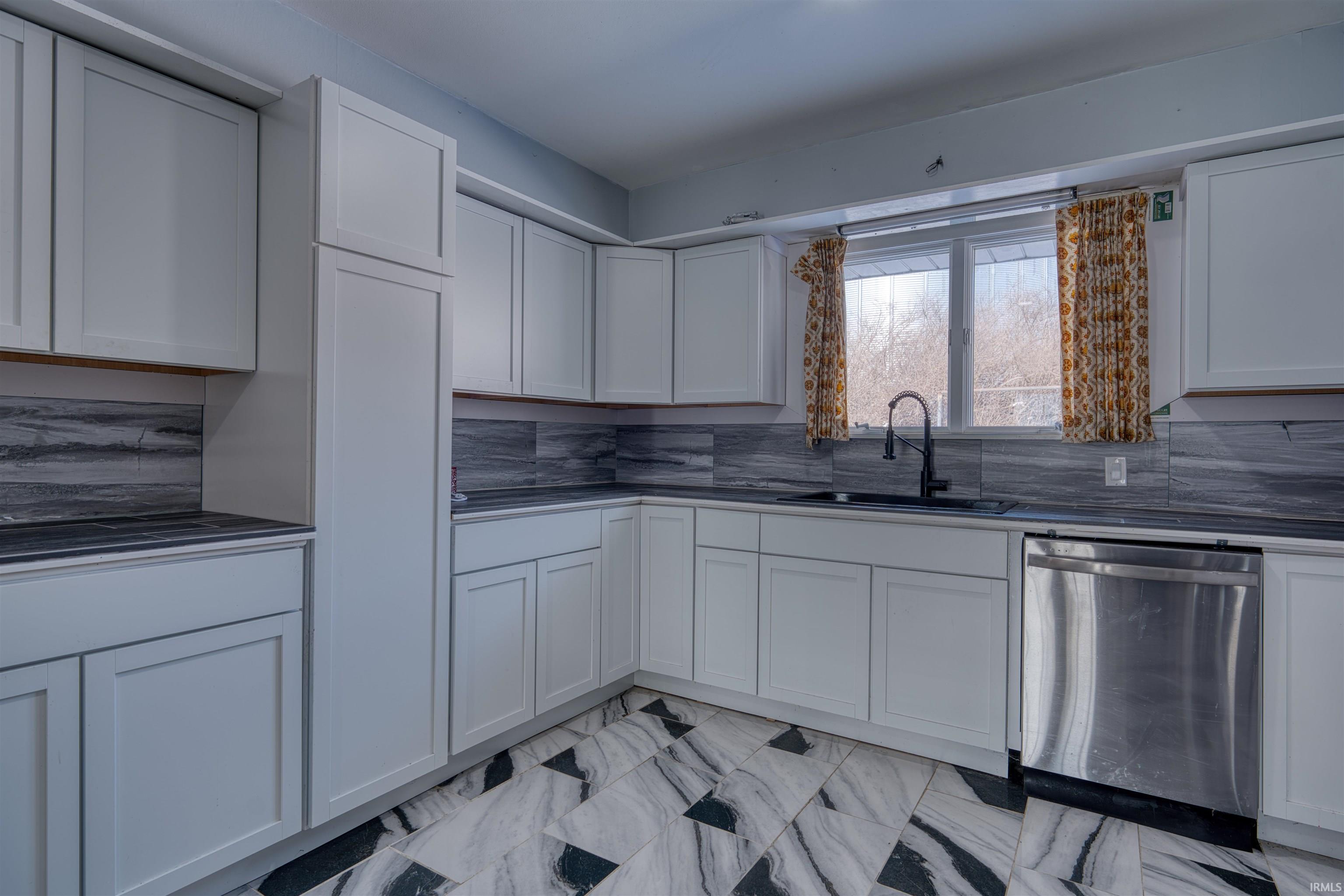 986 Highway 168 Fort Branch, IN 47648 - Photo 9 of 36