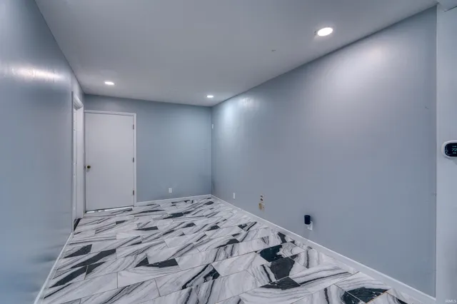 $359,900 | 986 Highway 168, Fort Branch, IN 47648