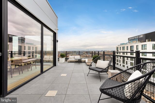 $520,000 | 37 L Street Southeast, Unit 504, Washington, DC 20003