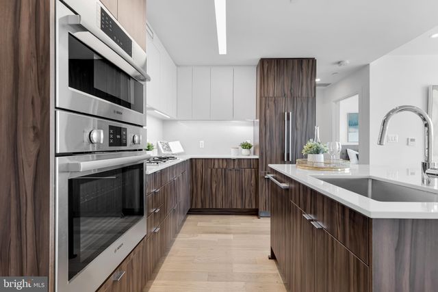 $520,000 | 37 L Street Southeast, Unit 504, Washington, DC 20003