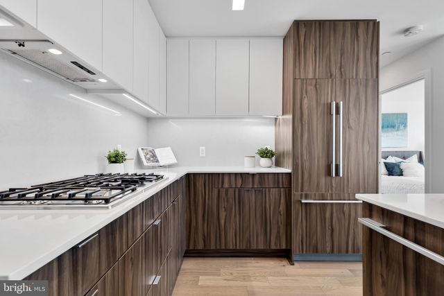 $520,000 | 37 L Street Southeast, Unit 504, Washington, DC 20003