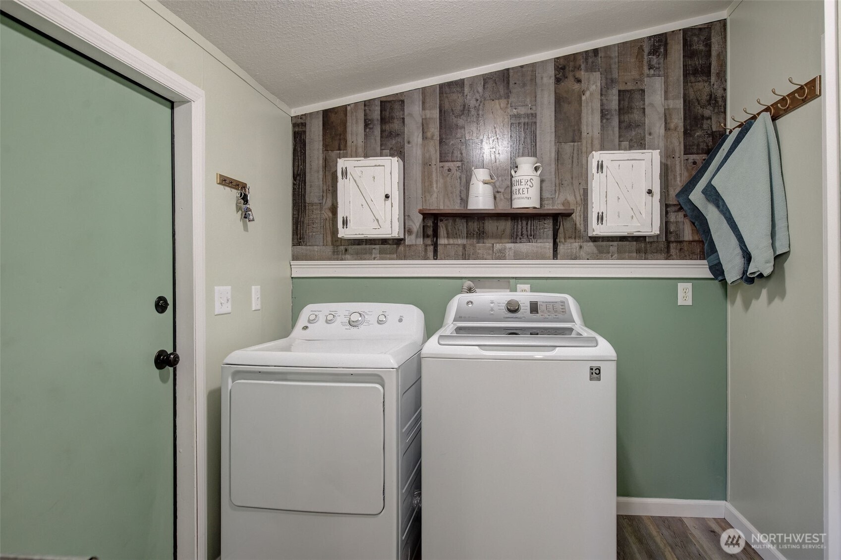 401 Ridgeview Loop Drive Wenatchee, WA 98801 - Photo 13 of 40 Gallery Image 13