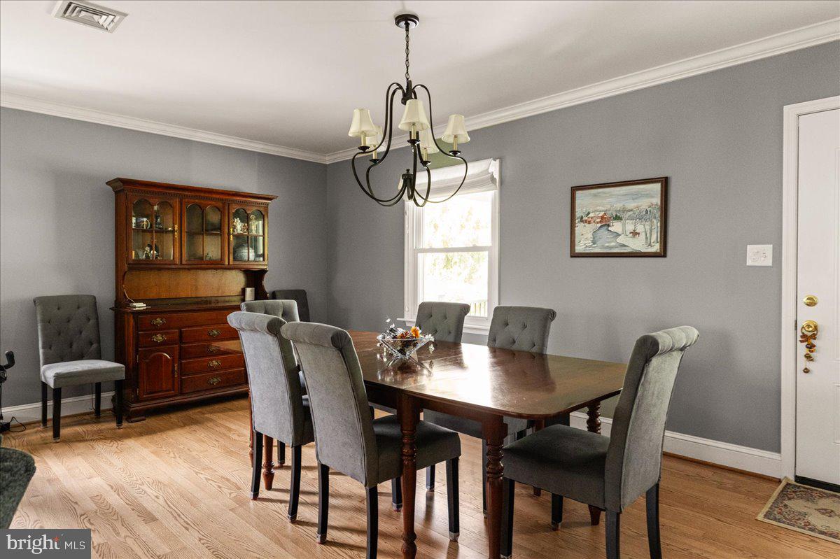 3545 Cobbler Mountain Road Delaplane, VA 20144 - Photo 10 of 37 Formal dining area