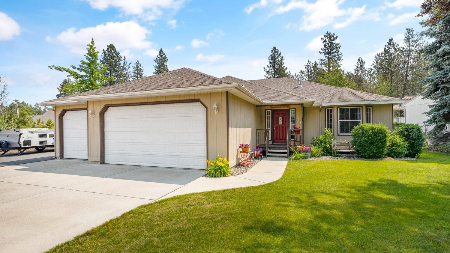 15406 North Ferrall Street Mead, WA 99021 - Photo 1 of 43 Gallery Image 1