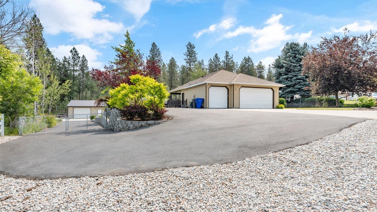 15406 North Ferrall Street Mead, WA 99021 - Photo 4 of 43 Gallery Image 4