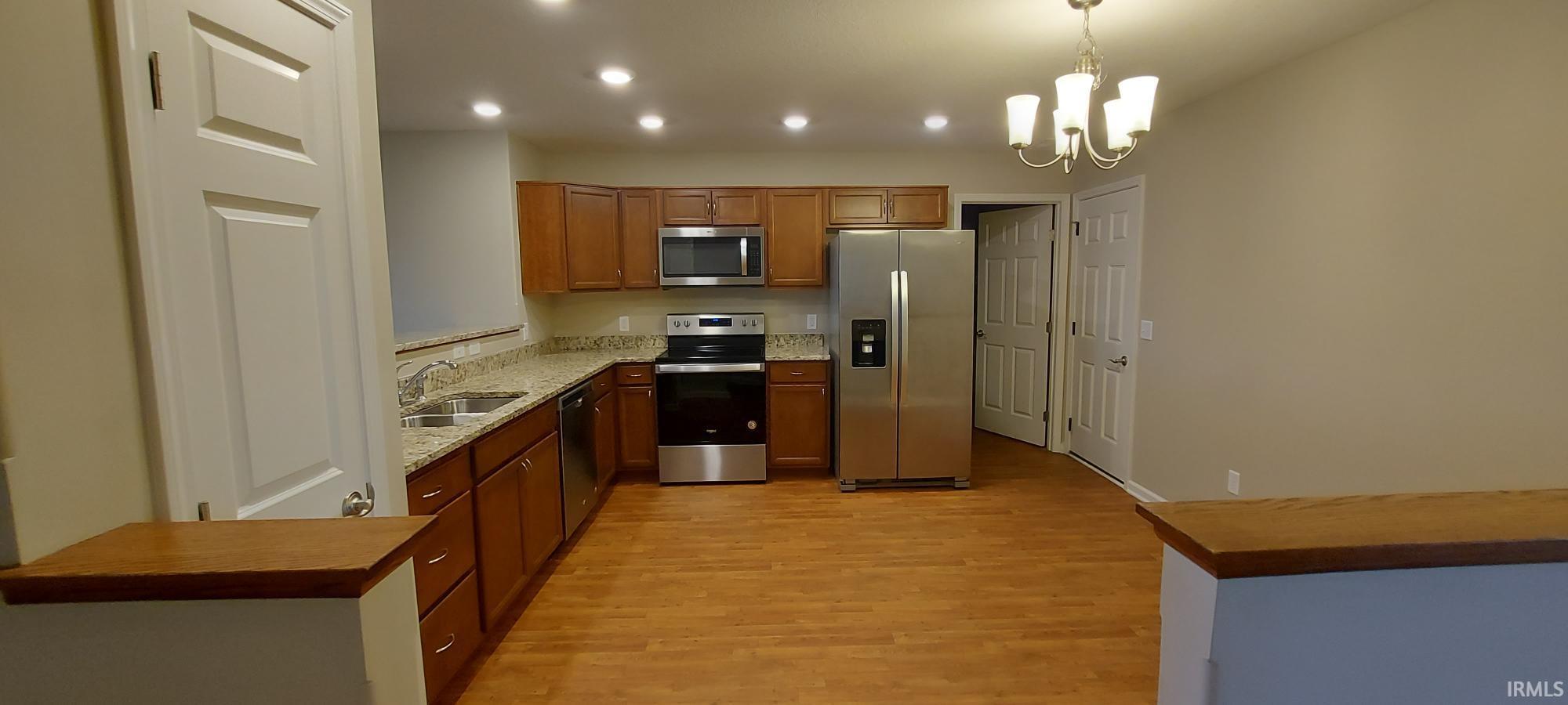 13575 Crescent Ridge Drive Fort Wayne, IN 46814 - Photo 7 of 34 Gallery Image 7