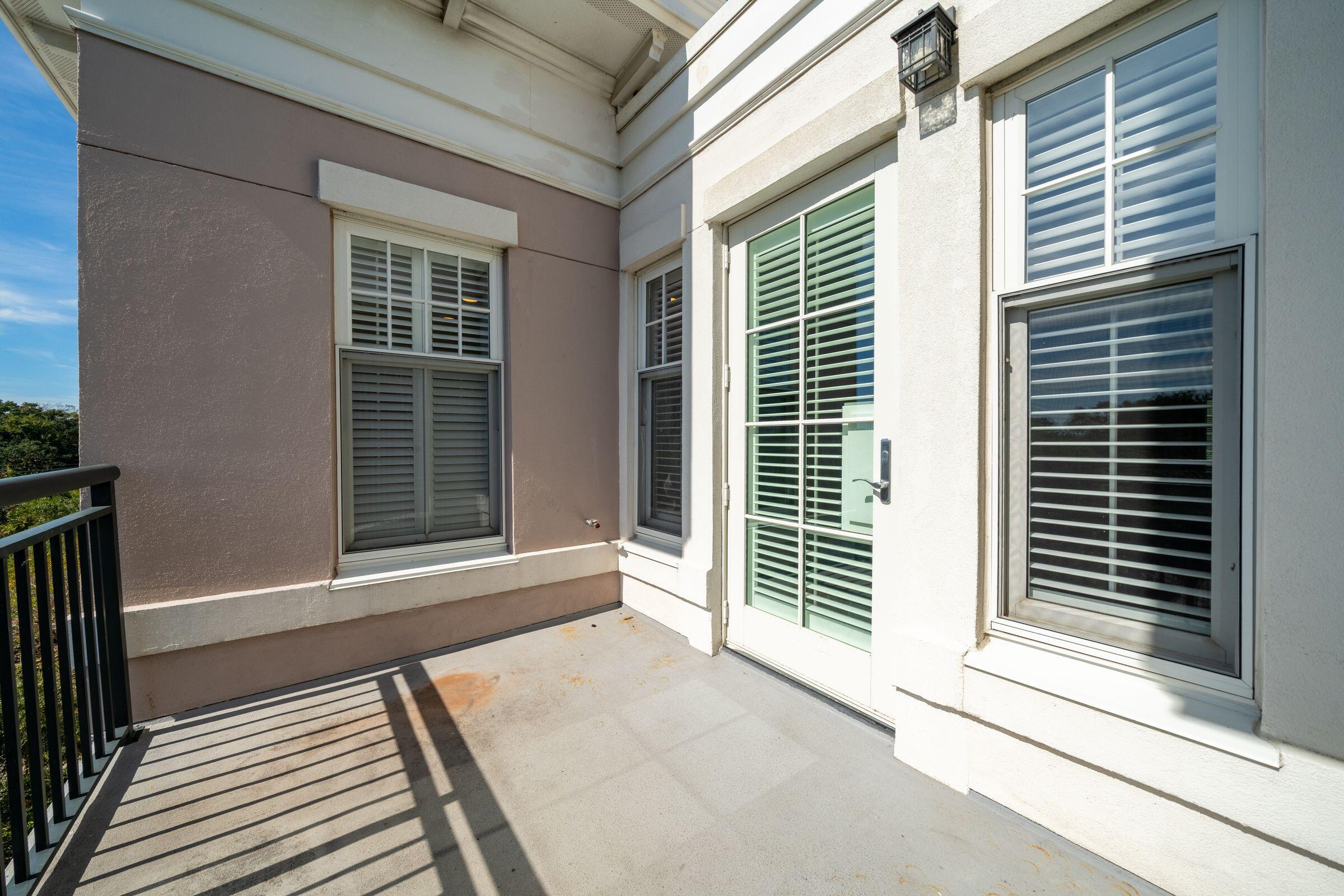 498 Albemarle Road, Unit 511 Charleston, SC 29407 - Photo 41 of 55 498Albemarle-KeenEyeMarketing-047