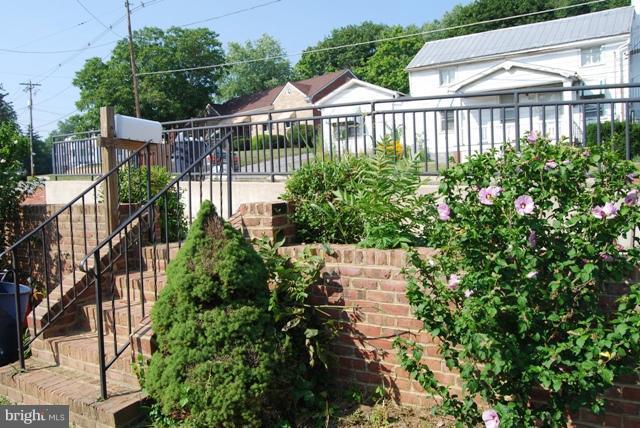 214 South Main Street Boonsboro, MD 21713 - Photo 29 of 29 Exterior (Front)
