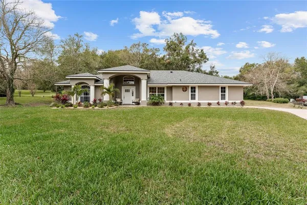 $499,900 | 7237 Edmund Court, Mount Dora, FL 32757
