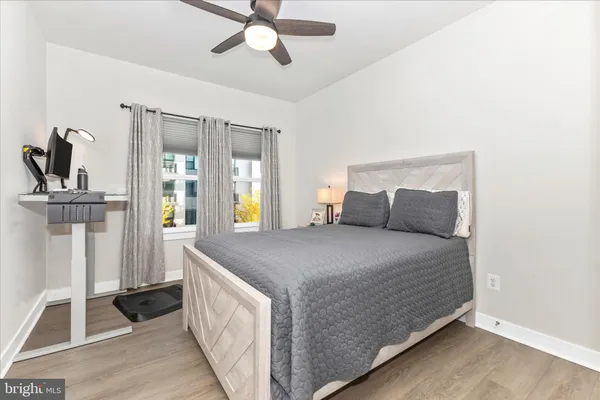 $520,000 | 12865 Mosaic Pk Way, Unit 3J, Herndon, VA 20171