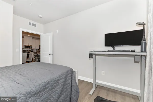 $520,000 | 12865 Mosaic Pk Way, Unit 3J, Herndon, VA 20171