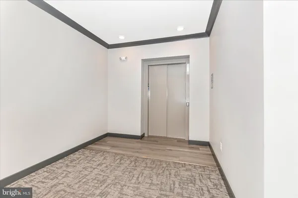 $520,000 | 12865 Mosaic Pk Way, Unit 3J, Herndon, VA 20171