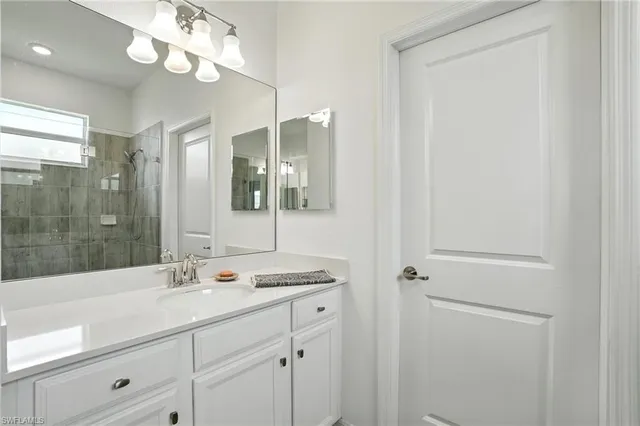 $2,450 | 1676 Alameda Drive, Naples, FL 34120