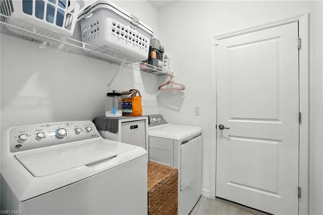 $2,450 | 1676 Alameda Drive, Naples, FL 34120