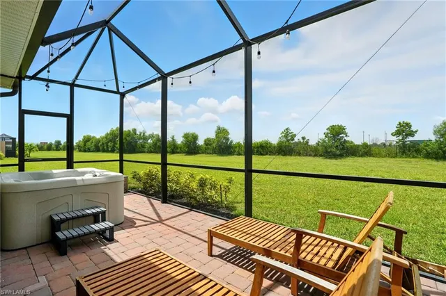 $2,450 | 1676 Alameda Drive, Naples, FL 34120