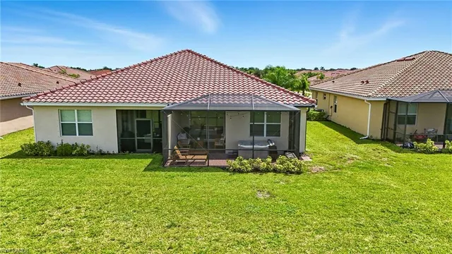 $2,450 | 1676 Alameda Drive, Naples, FL 34120