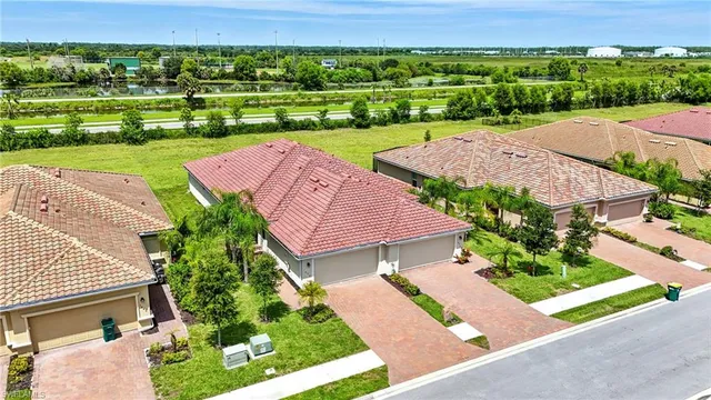 $2,450 | 1676 Alameda Drive, Naples, FL 34120