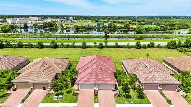 $2,450 | 1676 Alameda Drive, Naples, FL 34120