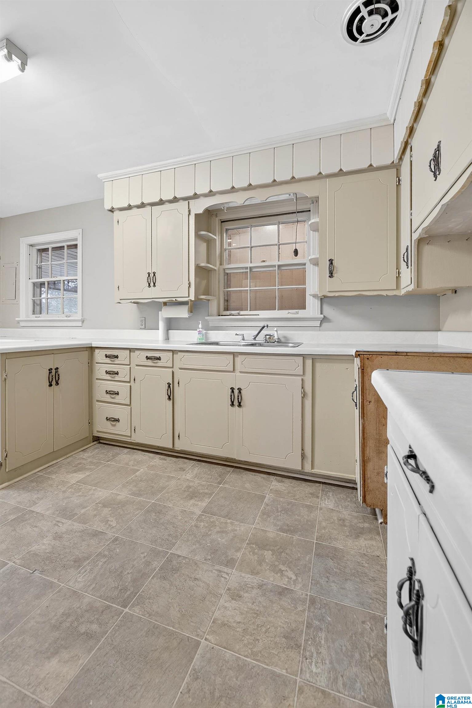 4135 Rice Avenue Anniston, AL 36206 - Photo 17 of 48