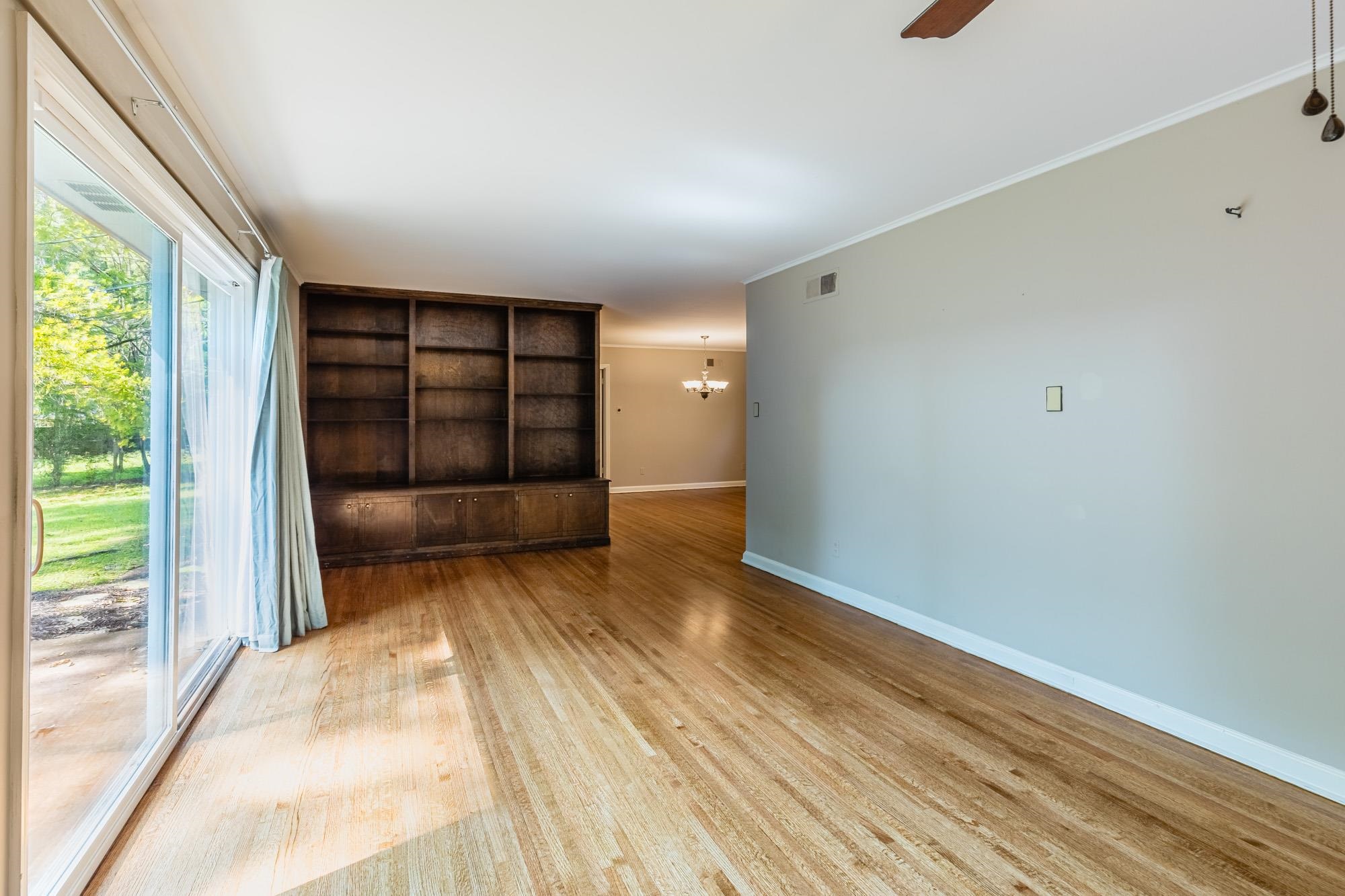 1081 Ivy Road Memphis, TN 38117 - Photo 20 of 25 a view of an empty room with a window