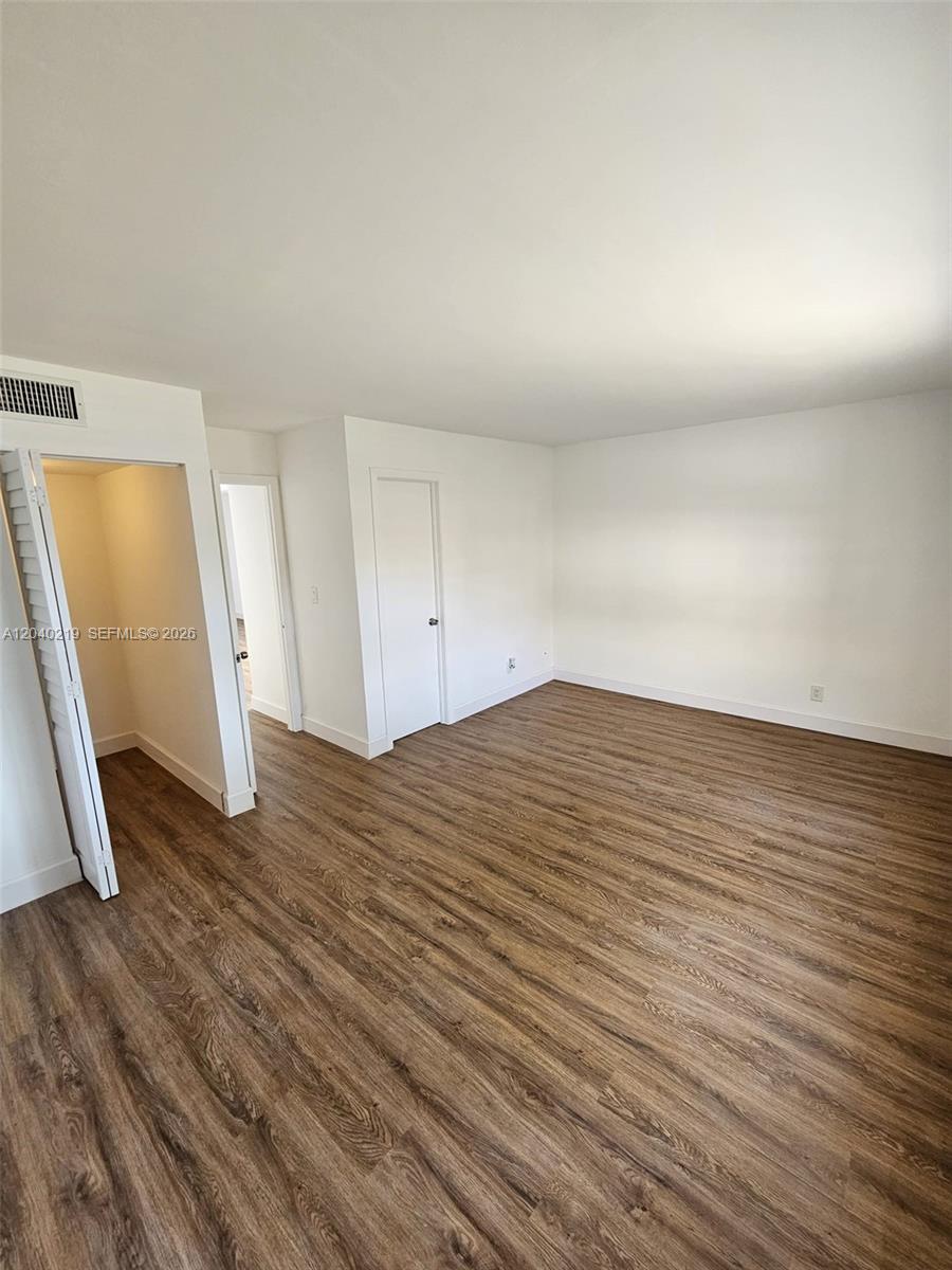 3252 Foxcroft Road, Unit 216 Miramar, FL 33025 - Photo 6 of 30