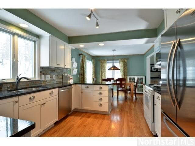 2160 Unity Avenue North Golden Valley, MN 55422 - Photo 2 of 9 Gallery Image 2