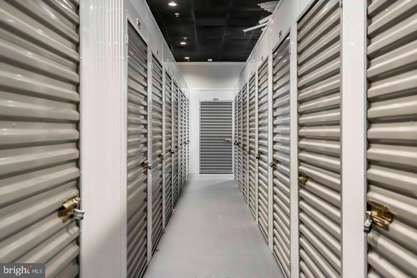 222 West Rittenhouse Square, Unit 404 Philadelphia, PA 19103 - Photo 9 of 19