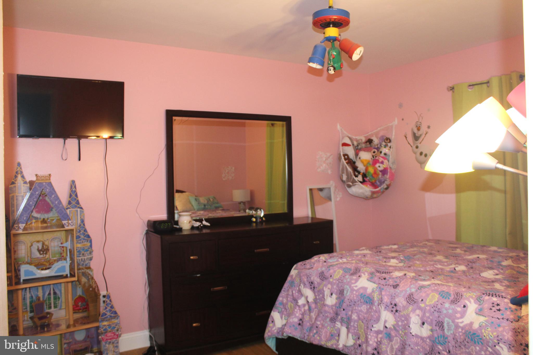 110 Poplar Road New Cumberland, PA 17070 - Photo 8 of 24 Bedroom 2