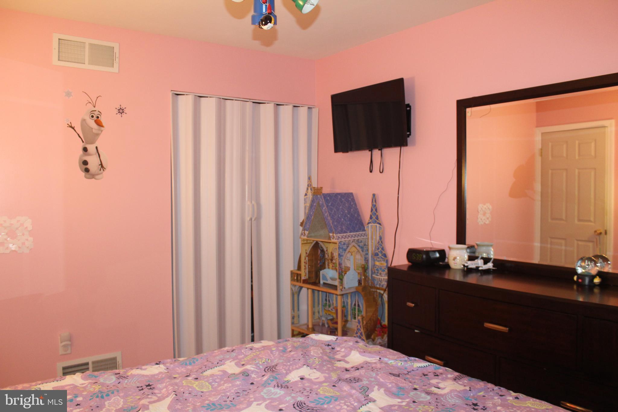 110 Poplar Road New Cumberland, PA 17070 - Photo 10 of 24 Bedroom 2