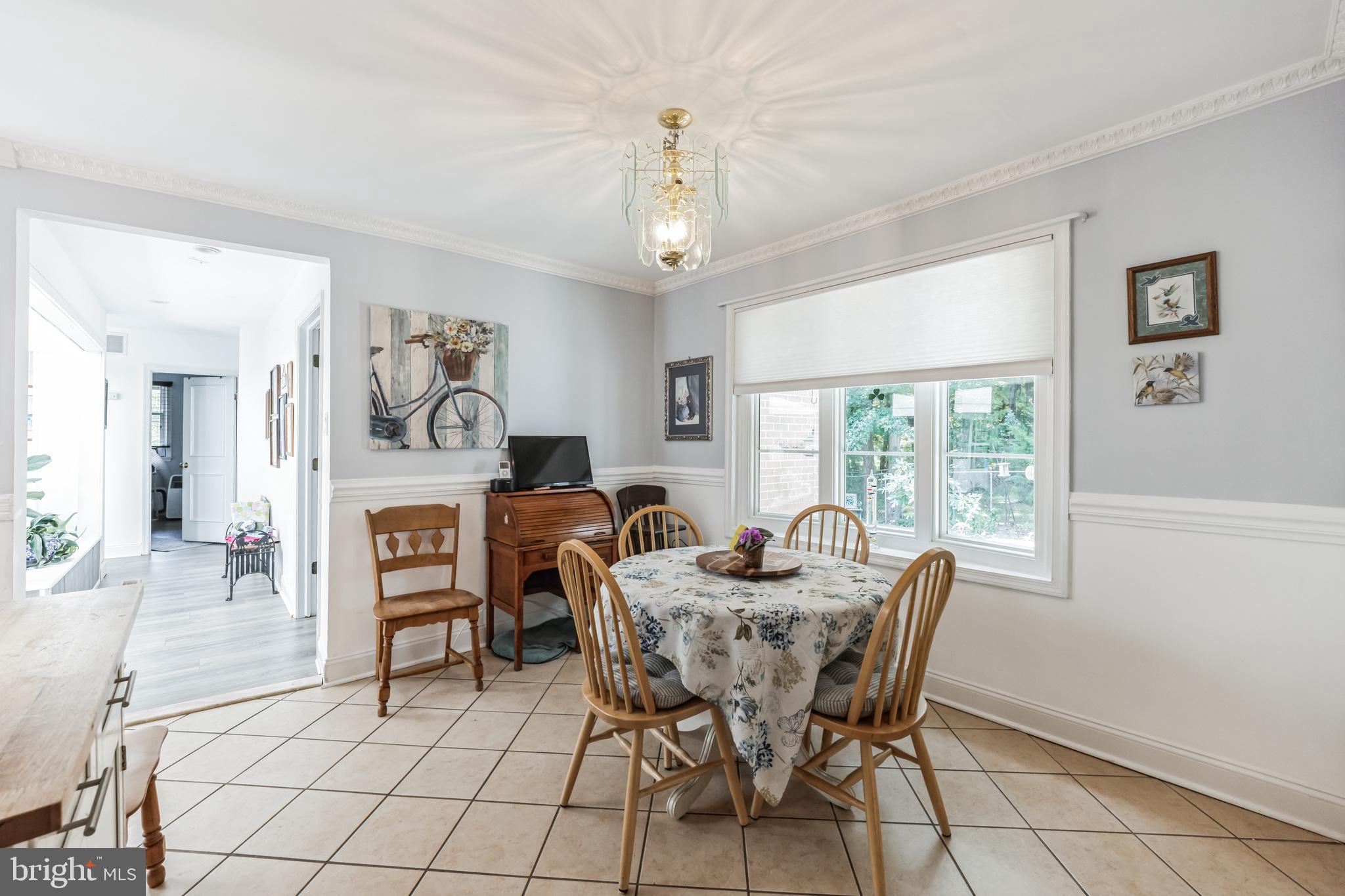 838 Marlowe Road Cherry Hill, NJ 08003 - Photo 11 of 32 Eat in Kitchen