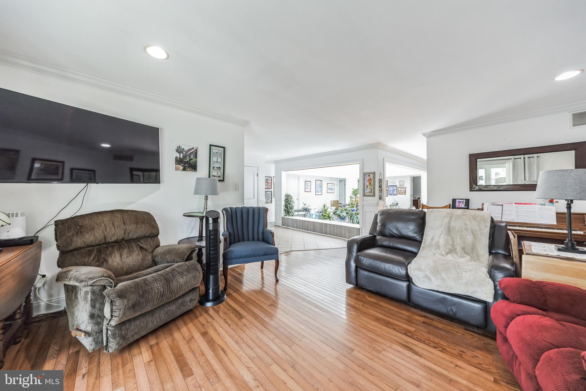 838 Marlowe Road Cherry Hill, NJ 08003 - Photo 18 of 32 Living Room