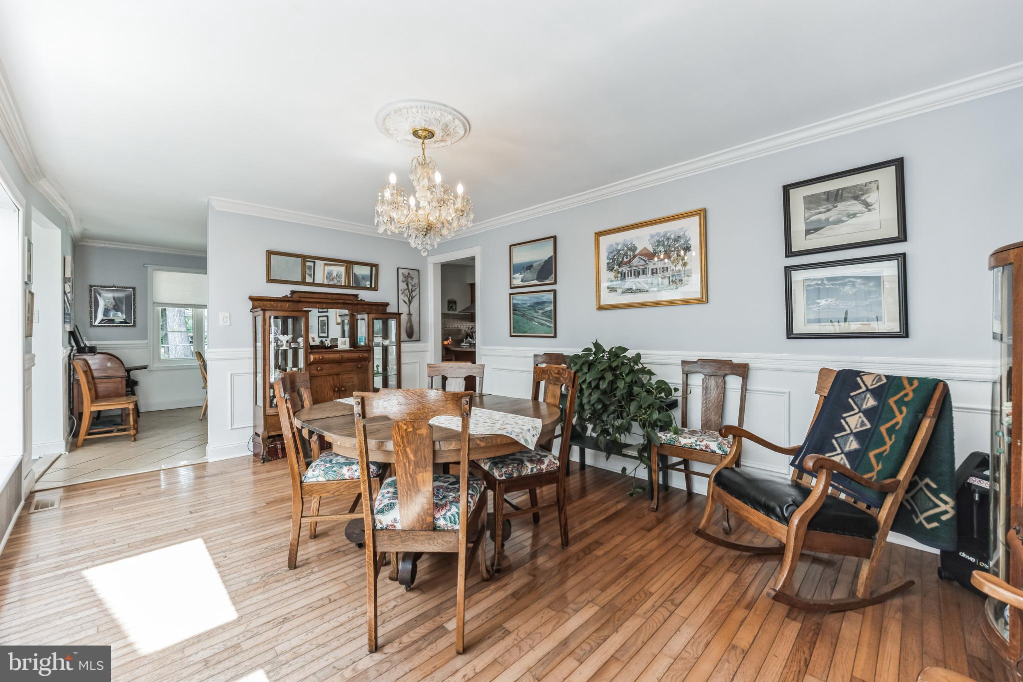 838 Marlowe Road Cherry Hill, NJ 08003 - Photo 8 of 32 Dining area